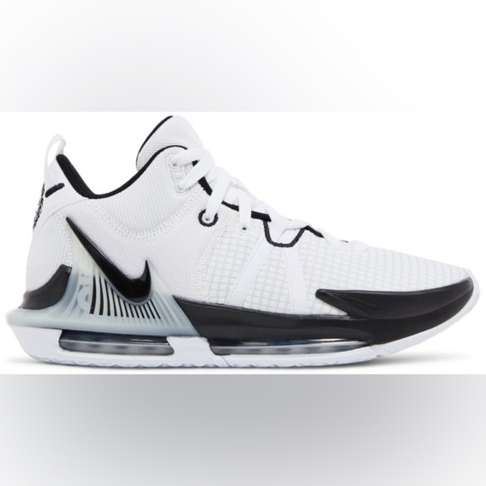 2023 Nike LeBron Witness 7 TB 'White Black' size 4